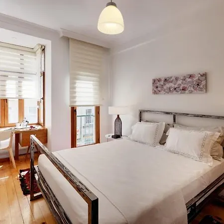 Bomonti 2 Bedroom Flat * Istanbul