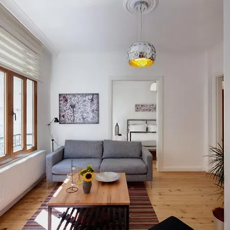 Bomonti 2 Bedroom Flat * Istanbul