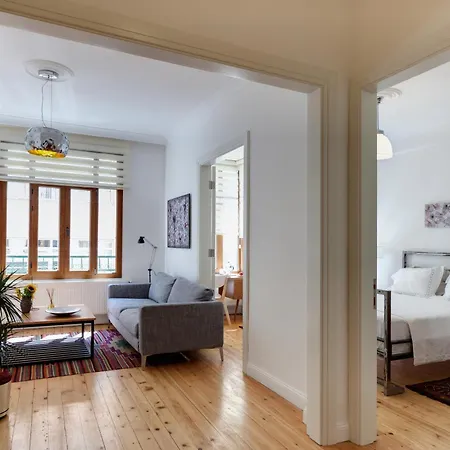 Bomonti 2 Bedroom Flat * איסטמבול
