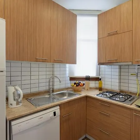 Bomonti 2 Bedroom Flat Lägenhet *